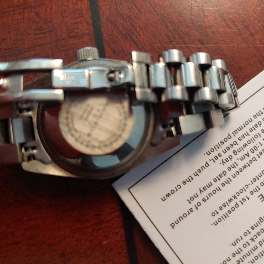 Woman's Watch - Picture 3 of 4